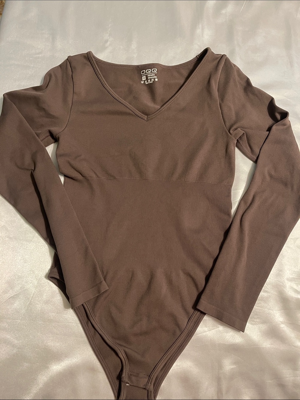 Women’s V-Neck Long Sleeve Bodysuit in Brown